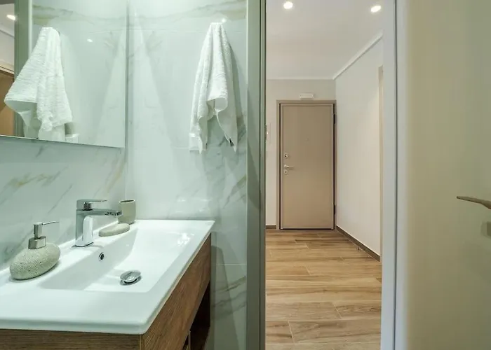 Soma Lux Apartment! *
