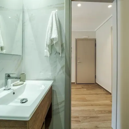Soma Lux Apartment! *