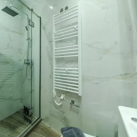 Soma Lux Apartment! דירה